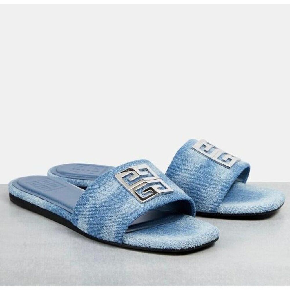 Nwt Givenchy Light Blue Denim Silver Tone 4g Logo Flat Sandals Size Eu37